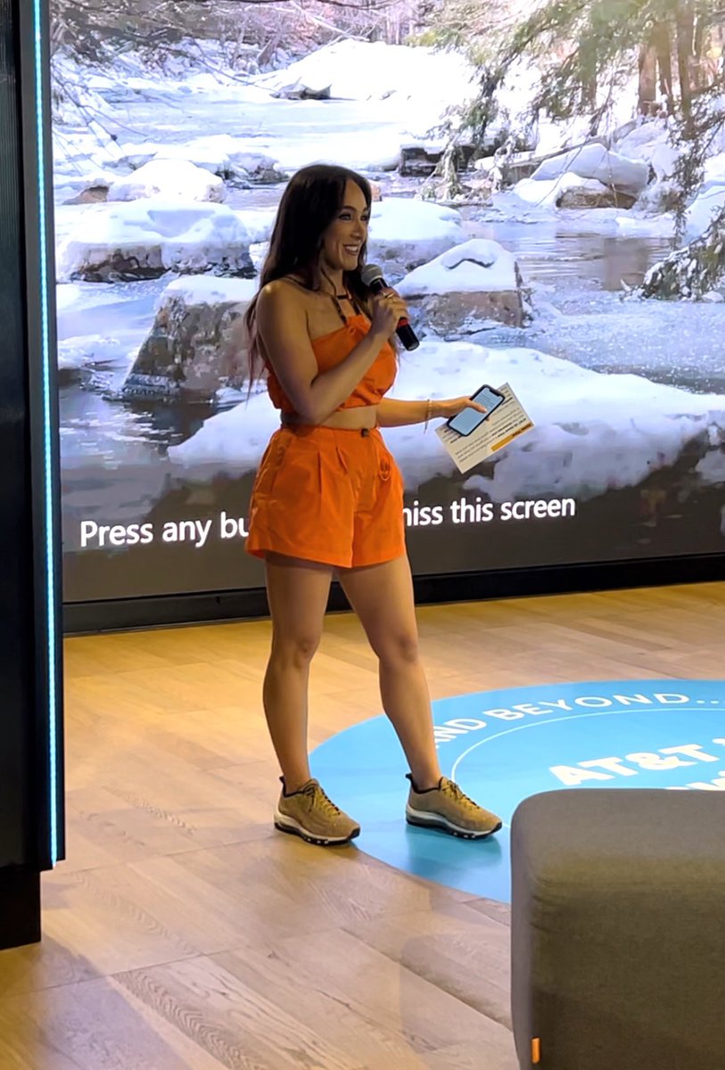 Spent the day working with the <a href="/ATT/">AT&T</a>ExpDallas store team for the <a href="/WNBA/">WNBA</a> Watch Party. 🏀 Pro <a href="/CamilleLittle/">KillaCam</a> and Host <a href="/Daniellerobay/">Danielle Robay— TV Host</a> 😎 kept the energy going throughout the game! @NTX_Diggs showcased the amazing @ATT 5G Game View app. Such an awesome event!🔥🔥 <a href="/NTX_Market/">The NTX Market</a> #LifeAtATT