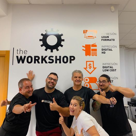 ¡Hemos vuelto, y lo hacemos con ganas!  
Nos estamos organizando para atender todos los pedidos que nos habéis hecho estos días por mail, WhatsApp o “in person”😝…
Mil gracias por vuestra fidelidad! 
#queremosquetellevesunabuenaimpresion
#garcilassoimprentayrotulacion