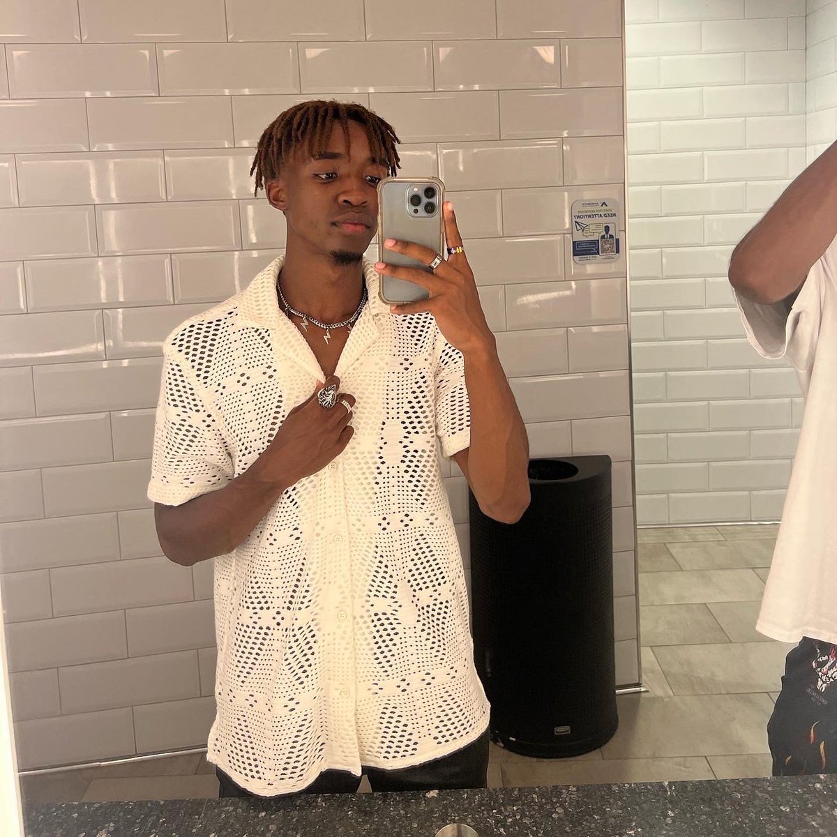 swizz0p's tweet photo. villain https://t.co/QkBB36o6Qq