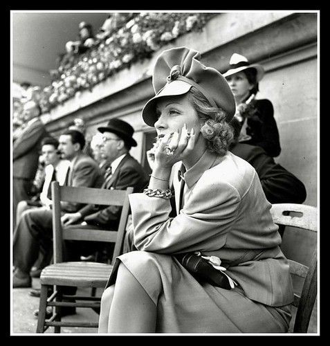 Deserrances's tweet photo. Marlene Dietrich by Roger Schall, 1939 https://t.co/8bvZTWEGhM
