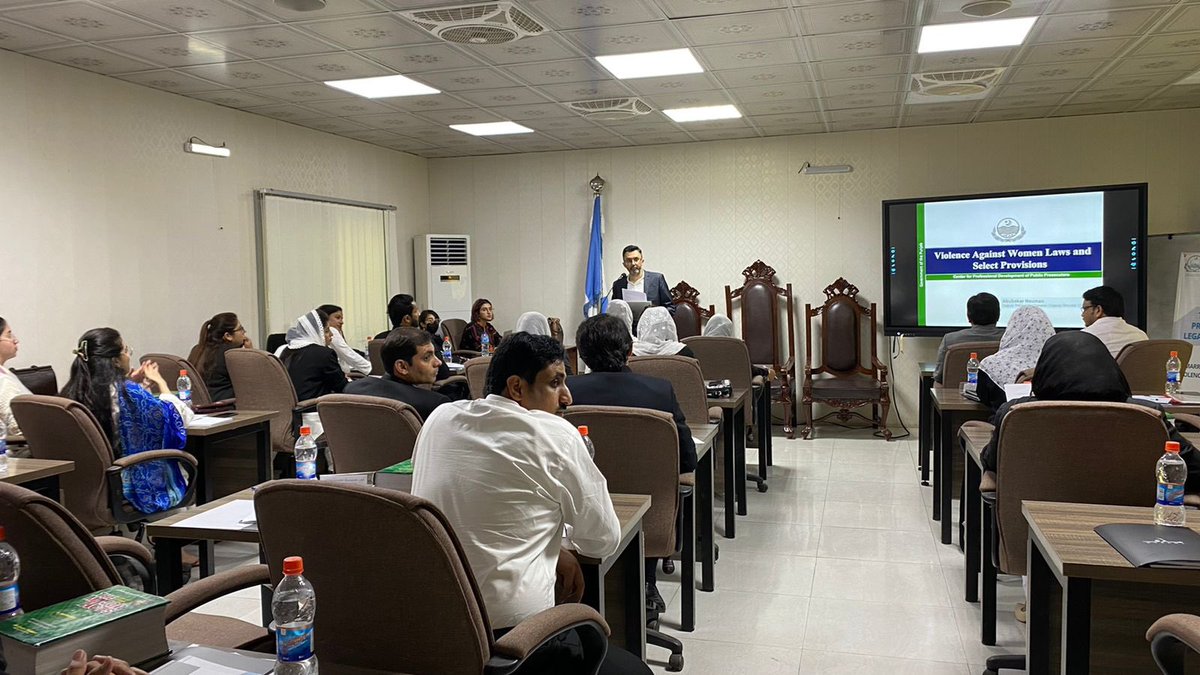 musawiofficial's tweet photo. Happening now: Training of Prosecutors &amp; Lawyers on Marriage Rights and Violence Against Women at CPD, Punjab. https://t.co/8oGLoznTKq