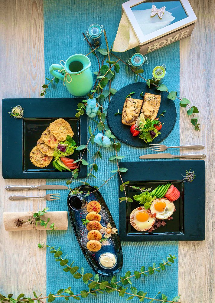 ☀️Bon lundi à tou(te)s surtout à ceux et celles qui ont repris le travail !💪

« Ne travaillez jamais avant le petit-déjeuner ; si vous devez travailler avant le petit-déjeuner, prenez d'abord votre petit-déjeuner. »
✍️Josh Billings

#mondaythoughts #citation #hecofair