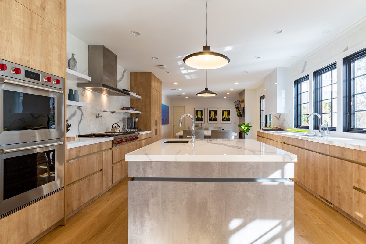 Can you design your dream kitchen that is beautiful, practical, and kosher as well? Absolutely! 
Click Here to read more leichtwestchester.com/news/the-art-o…