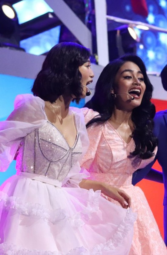ang pretty pretty niyo mga dzai <a href="/kaori_oinuma/">Kaori Oinuma</a> <a href="/vivoree/">V</a> 🥺