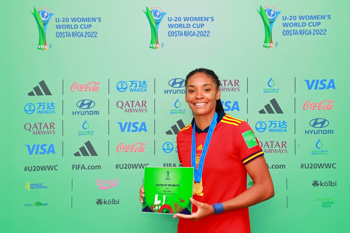 FCBfemeni's tweet photo. 🏆 Sis culers campiones del món sub-20 amb Espanya

🙌 Enhorabona Meritxell Font, Esther Laborde, Ari Mingueza, Julia Bartel, Ornella Vignola i Salma Paralluelo!

👉 https://t.co/Uh603Hchze

📸 @SEFutbolFem 

#FCBFemeni #FCBMasia https://t.co/bRjX6z4Xyy