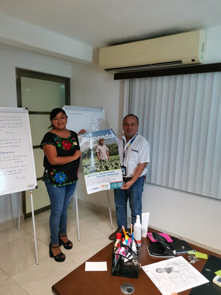 CNoveloVela's tweet photo. Le entregamos carteles p/ colocar en sus oficinas estatales y de coordinación regional. Apoyarán al Censo con la transmisión de spots de Radio en la #VozDelGranPueblo Radio #XHNKA 104.5 FM @ogascab @Vivo_QRoo @VivoEnChetumal @5toPoderqroo @EnLaRedQR @informativo_voz @TULUMPRES https://t.co/xNvpNY2QRK