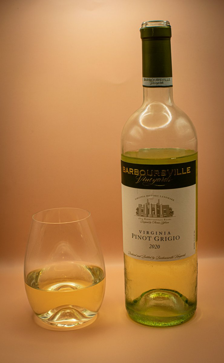 I thought I would not like white wines, but I have to say, that this pinot grigio from <a href="/Barboursville/">Barboursville Vineyards</a> is something I will definitely buy again!