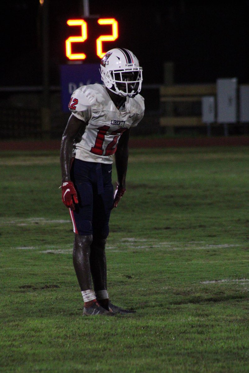 MckneelyRaymon's tweet photo. Feels good to be back onna field 🥷🏽 https://t.co/BXGUkbh9Pk