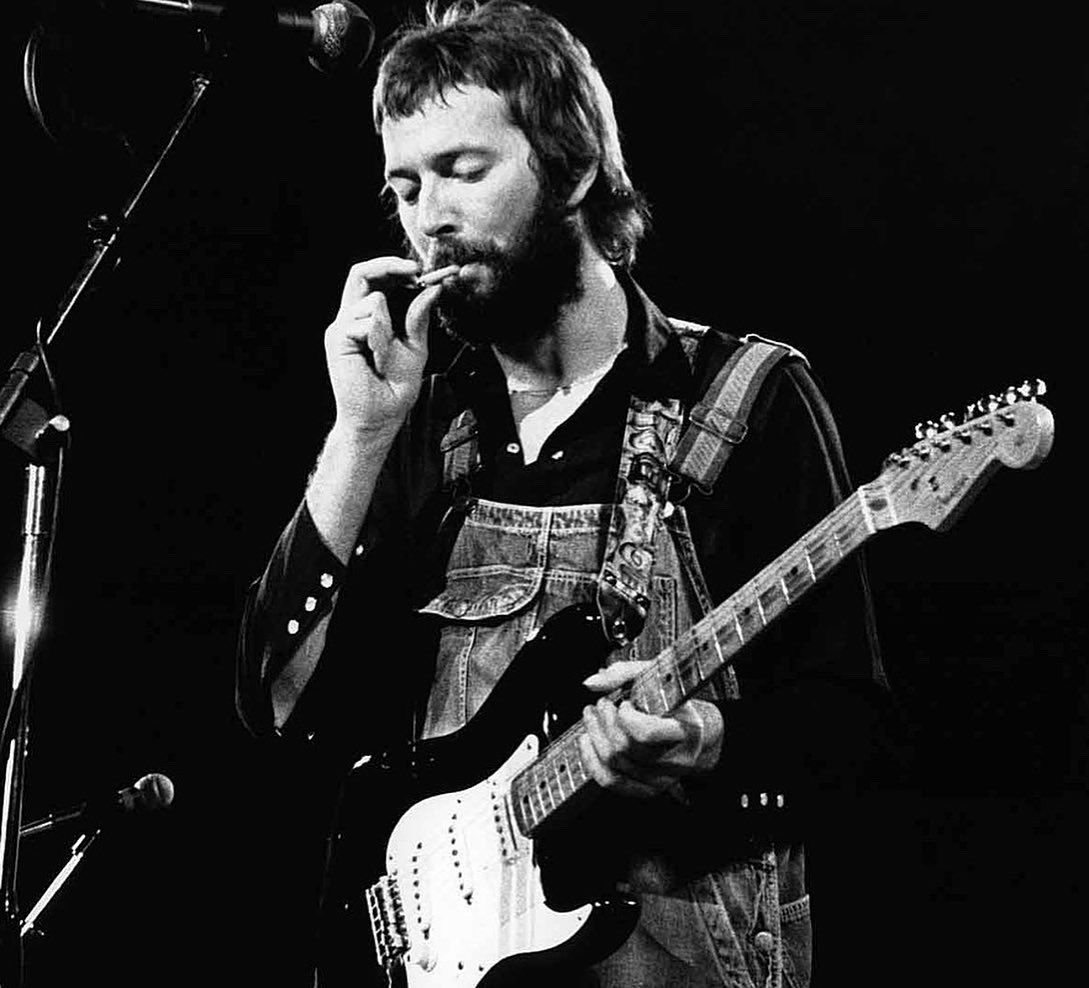 5TUDIOFORTYFIVE's tweet photo. Agosto 29/1976
La revista musical británica SOUNDS, publica cartas en respuesta a comentarios racistas que #EricClapton vociferó en un concierto en Birmingham, Londres a inicios de ese mes. 
“Confiésalo, la mitad de tu música es negra” decía una de ellas. “Tu eres el mas grande… https://t.co/NEs3SQ7wRM