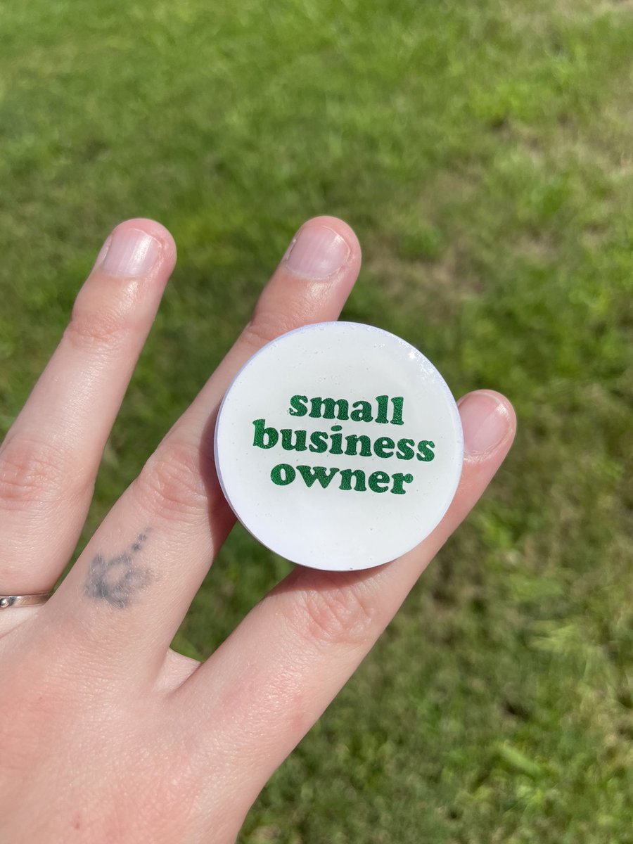 spellcaststudio's tweet photo. Magic phone grips people tap to get your digital business card 🌟 https://t.co/UeYkDRYLcD