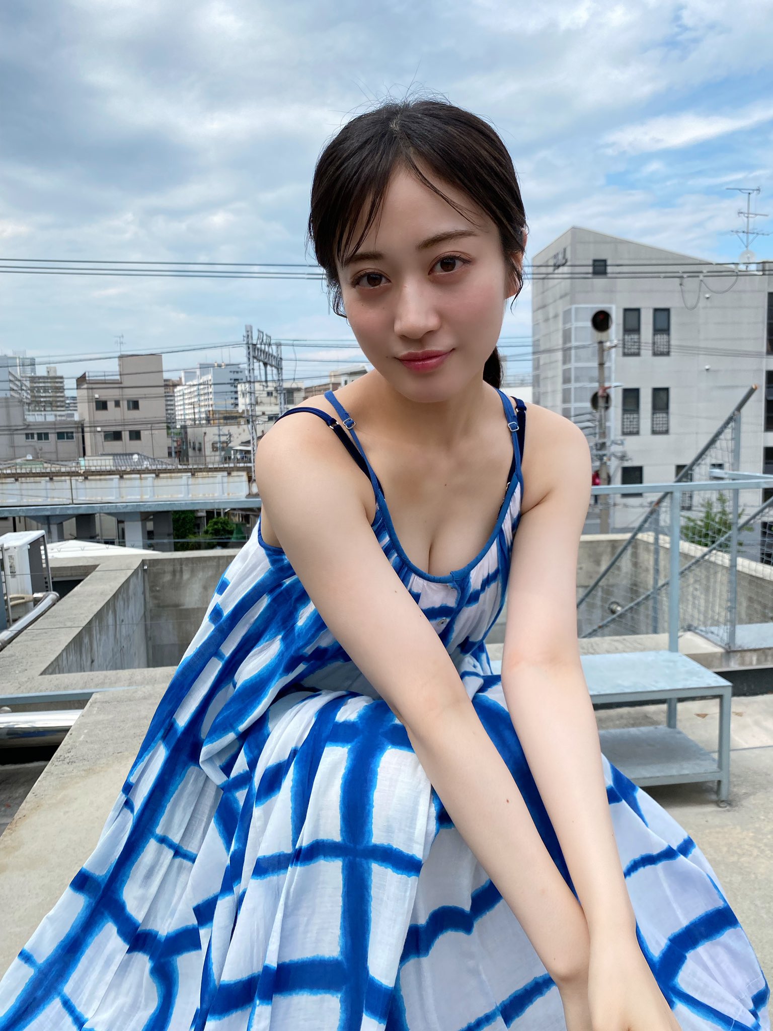 花川さん 小川桜花 | ARTIST | LDH - LOVE + DREAM + HAPPINESS TO THE