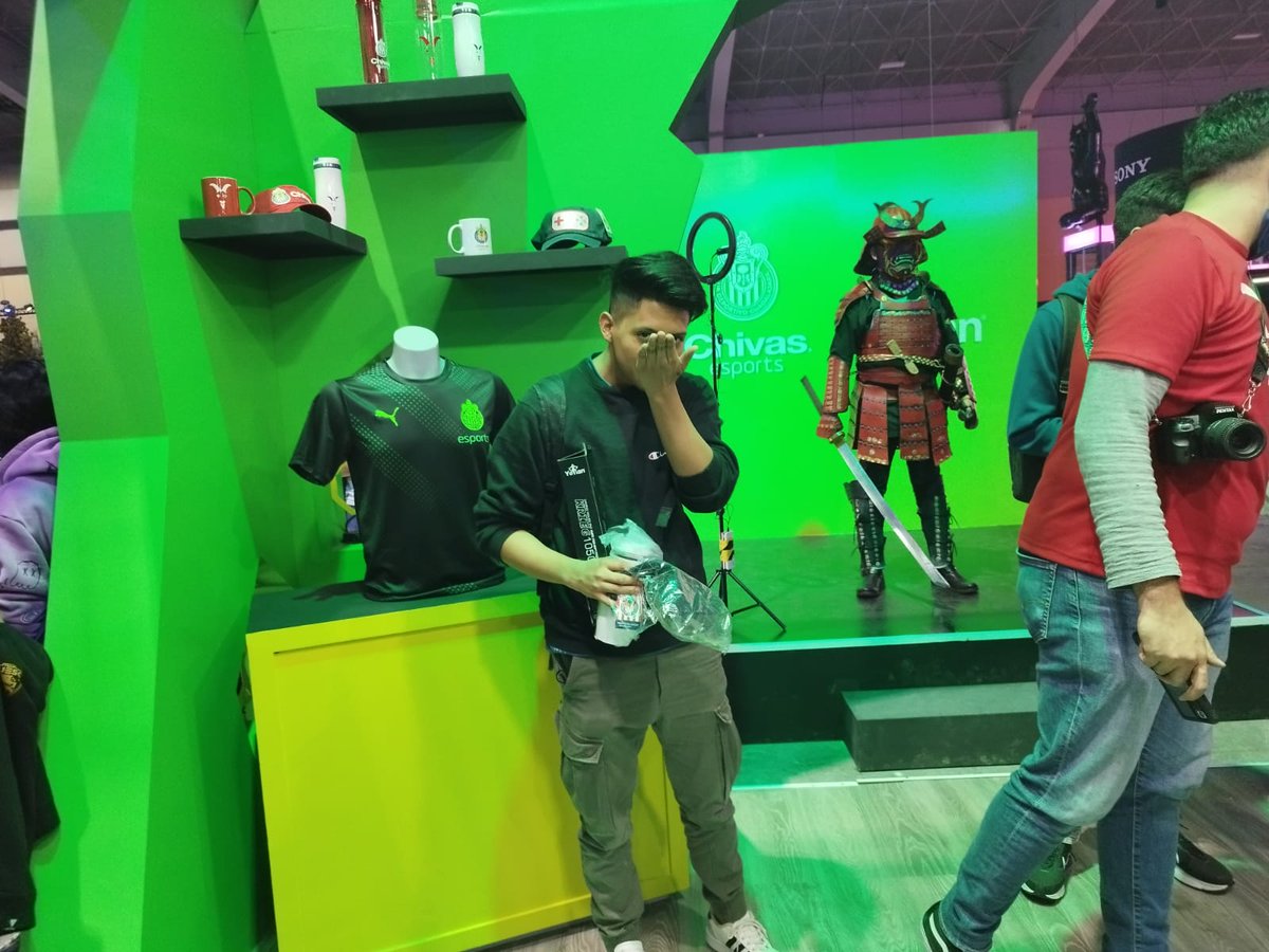 Ｚｙｌｕｘ⚡ tweet media