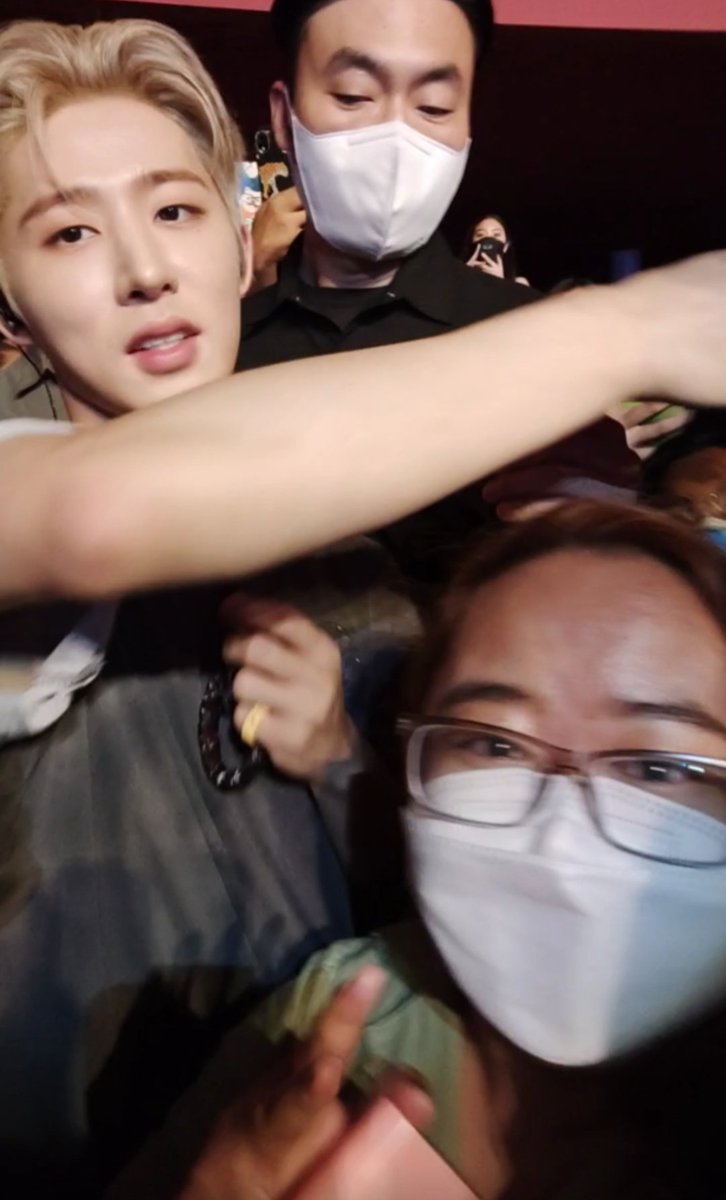 MyHaruJihoon's tweet photo. We will meet again by fate in the disguise of chance, @shxx131bi131
π
I WILL FIND YOU AGAIN IN MY NEXT LIFE. πΆ Again, you're worth the wait. Thank you for coming back to us. π
#KimHanbin #HANBIN #BIinManila #HanbinInManila #ItsBInAWhile #BIofflineInManila #KimHanbinInManila https://t.co/L1HNJm93CG