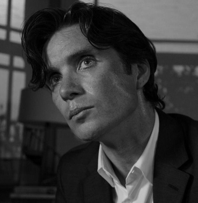 hourly cillian tweet media