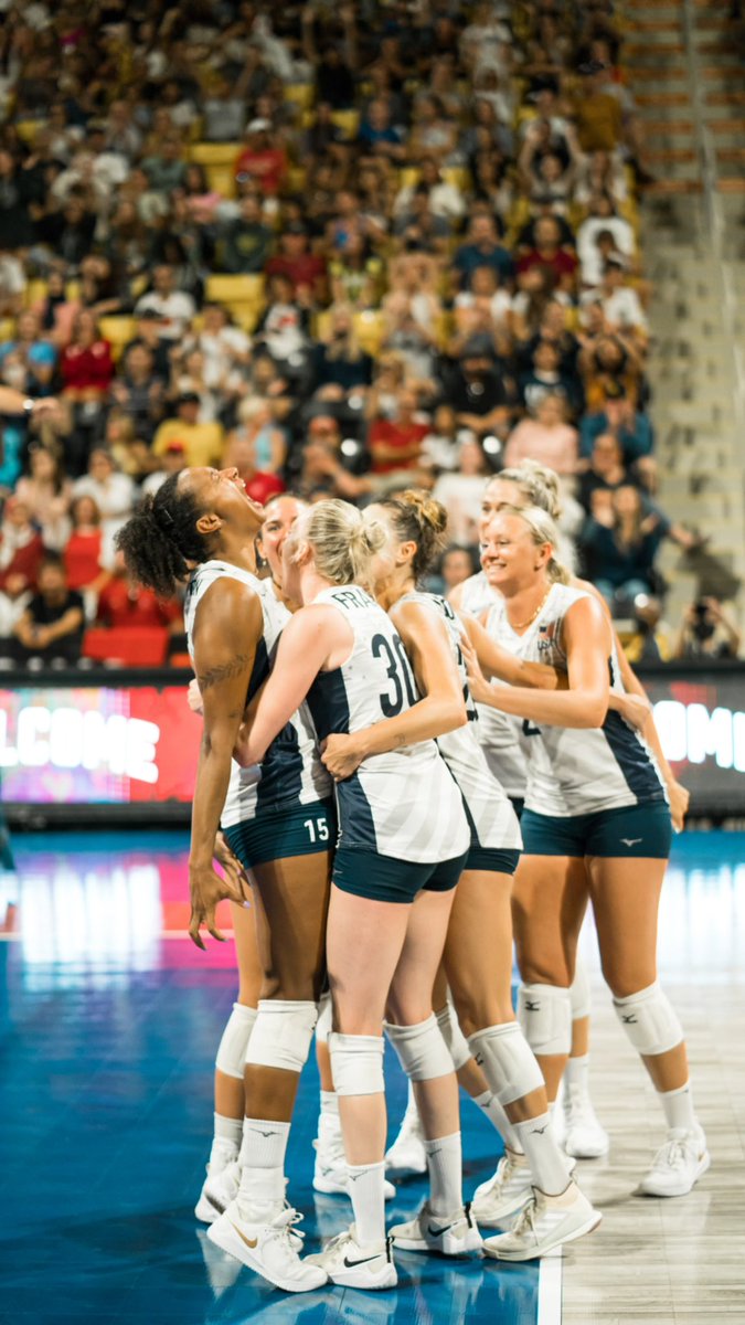 usavolleyball's tweet photo. That’s it! The U.S. Women’s National Team win the 5th set, 15-13! We’ll see everyone at @UCSanDiego on Tuesday for the final match of the 2022 USA Volleyball Cup!
#usavcup https://t.co/KAWO9U0jZr