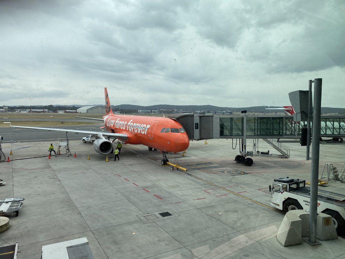 interwebsnoob's tweet photo. Today’s transport to Brisbane https://t.co/pmg6o82vAB