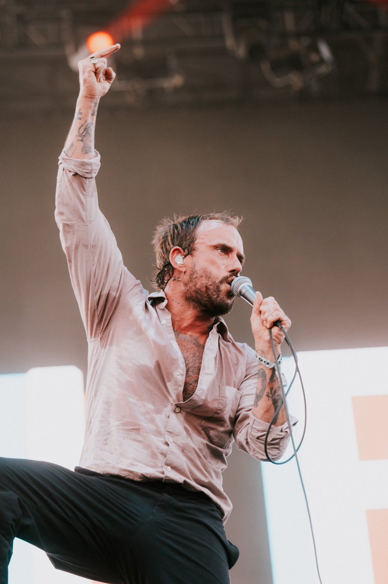 aintnopicnic's tweet photo. “Fuck you I’m a lover” https://t.co/cfwGmxobQX