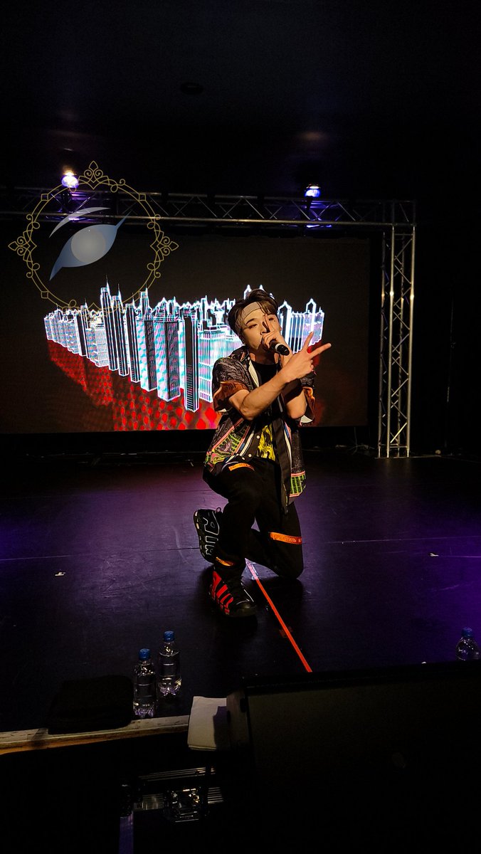 GPDXP1's tweet photo. Some Pics from the MCND concert in San Fran, some more on my IG @ gpdxp.png
#MCNDinSF #MCND_AMERICA_TOUR https://t.co/MJ0fpa5uDl
