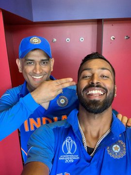 Harshsinghvlog1's tweet photo. #HardikPandya After India's victory, See this view of Jammu
Congratulations #TeamIndia
#INDvs PAK #AsiaCup2022 #Hardik Pandya #TeamIndia India India
Nacho Nacho
Proud Of You Gujju
#IndiaVsPak #AsiaCup2022 #RavindraJadeja #HardikPandya https://t.co/f6KVmHqcHM