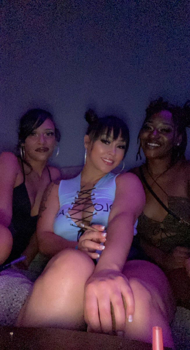 domimarie__'s tweet photo. 💋 https://t.co/OXu17CoM4l