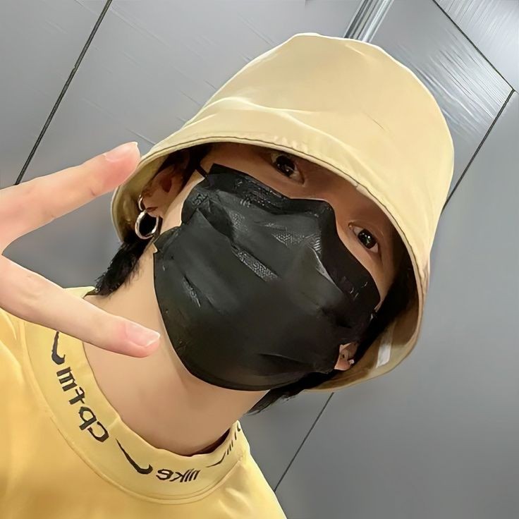 jjkpkmb's tweet photo. Km mini au || Crush 

Donde 🐰 se confiesa a su crush de la universidad https://t.co/J62ols8IPn