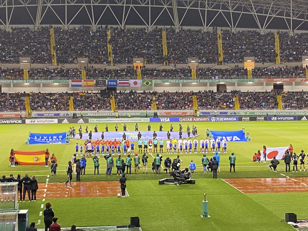 Hoy fue noche de fútbol. Final Sub20 del Mundial de Fútbol Femenino de la <a href="/fifacom_es/">FIFA (Español)</a>. Felicitaciones a la @fedefutbolcrc por la excelente organización del torneo y la hermosa afición de este país. Pura vida! #Futbol #mundial #CostaRica