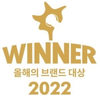 blackpink_ygof's tweet photo. #JENNIE. Advertising Model of the Year (daesang) was awarded!
JENNIE now has three #Daesangs under her name in fashion and marketing.
2020 Fashion Daesangl
2020 Emerging Brand Daesang
Advertising Model of the province of 2022 Daesang
#JENNIE #JENNIEDAESANG
@BLACKPINK https://t.co/MSQ8QvxYPM