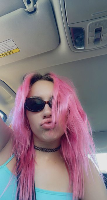 living life every day baby fxck what they say 😈💦 https://t.co/KtWO2i4q1d