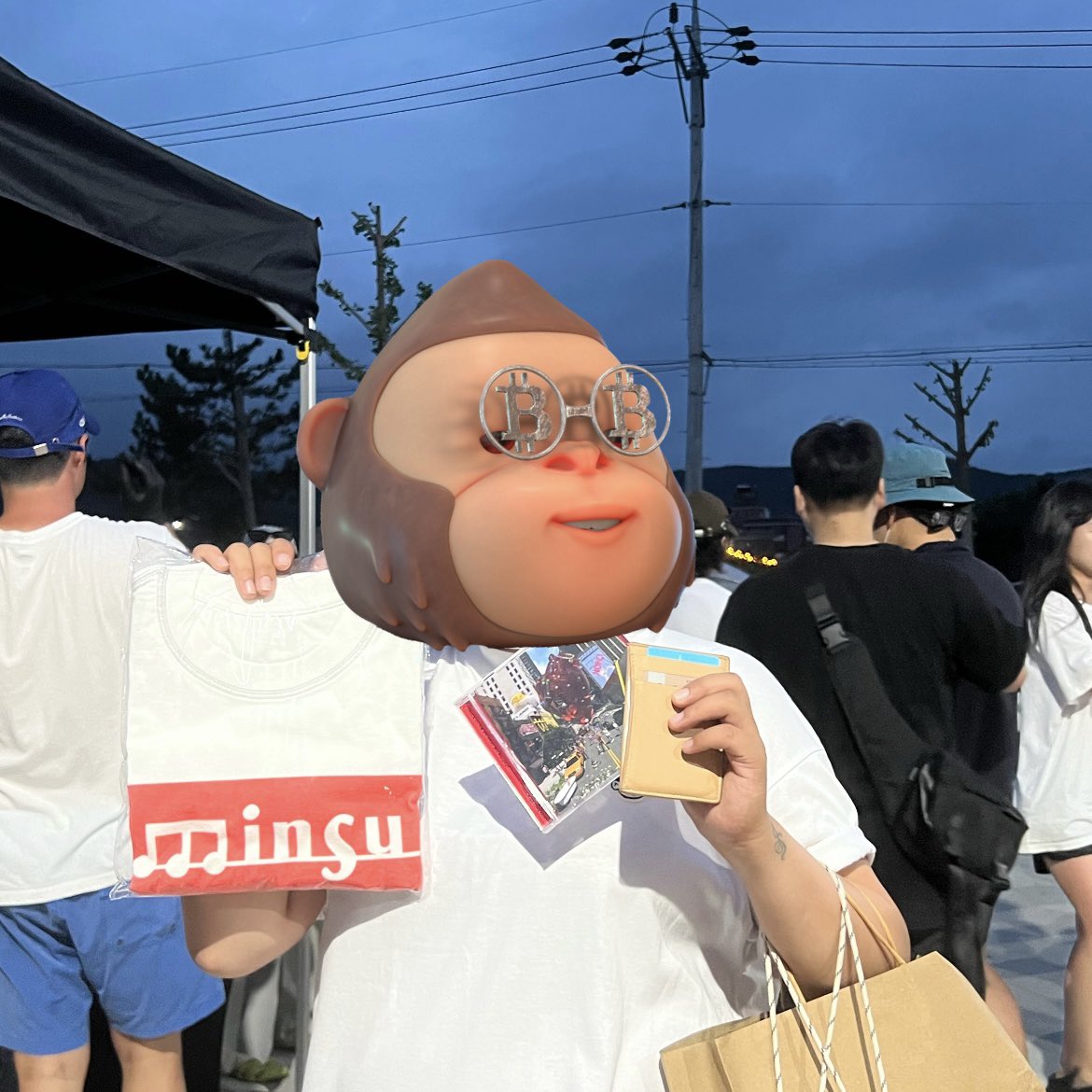 아웅 얀콩이로 놀기에 빠져버렸당🤭 가만있어도 귀여움 흘러넘쳐😭👍😭👍 얀콩아 엄마랑 지구뿌셔보쟈🤭  #metakongzlfg