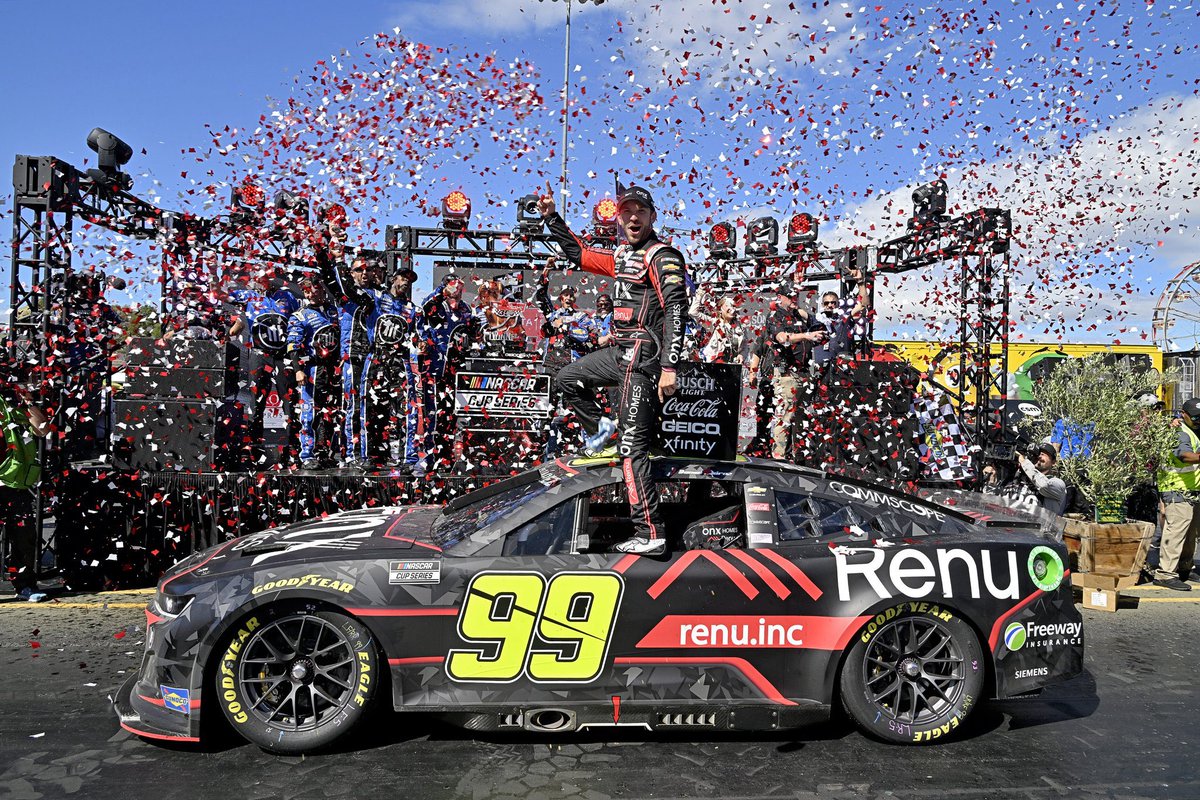 DGIveyNASCARFan's tweet photo. My Nations for the 2022 Chase for the Cup. Who are yours? #NASCAR #MyPlayoffNation #NASCARChaseForTheCup2022

#LarsonNation
#SuarezNation 
#BriscoeNation https://t.co/DzgWQPHCLY