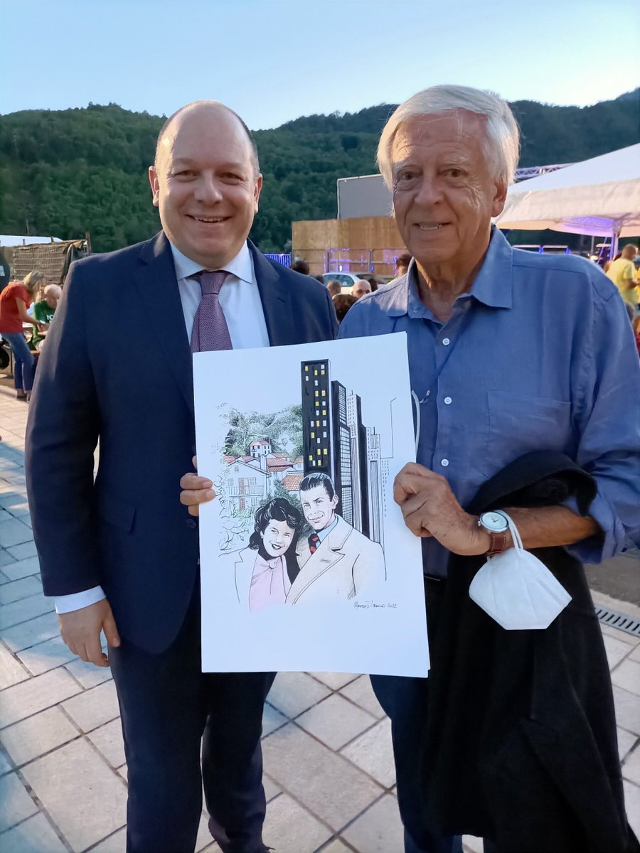 radioaldebaran's tweet photo. Frank Sinatra e la madre Dolly: il dipinto donato al Comune di #Lumarzo - #Cultura - https://t.co/pDfkZ5Mkie https://t.co/4c28z0tHrc