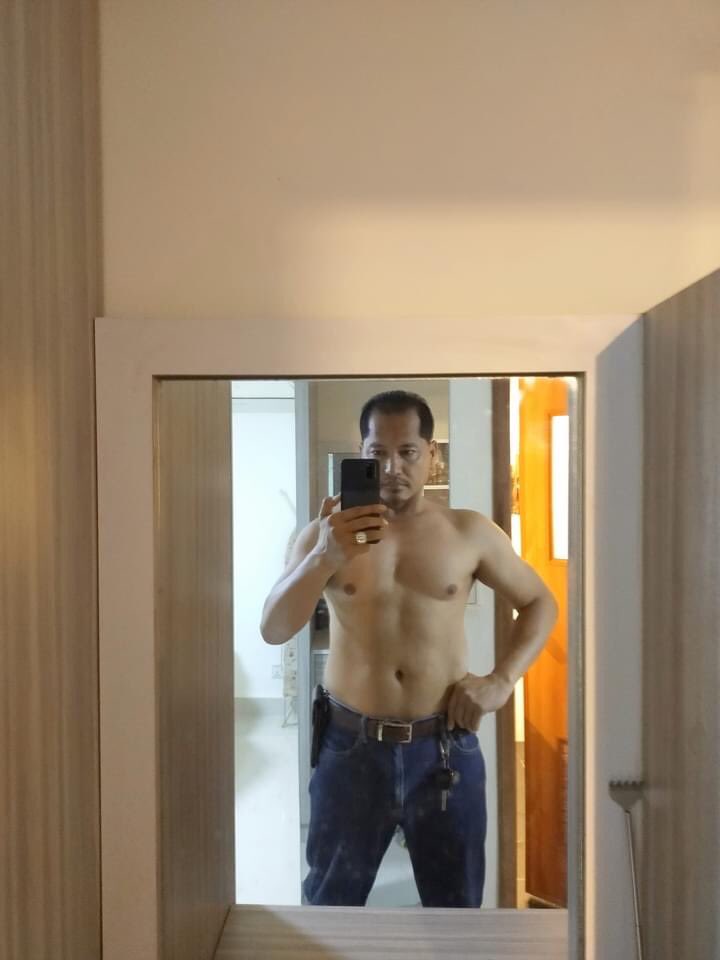 Sopheakfpco's tweet photo. មកGYM ជាមួយ​ខ្ញុំ https://t.co/ZfFZeVfySK