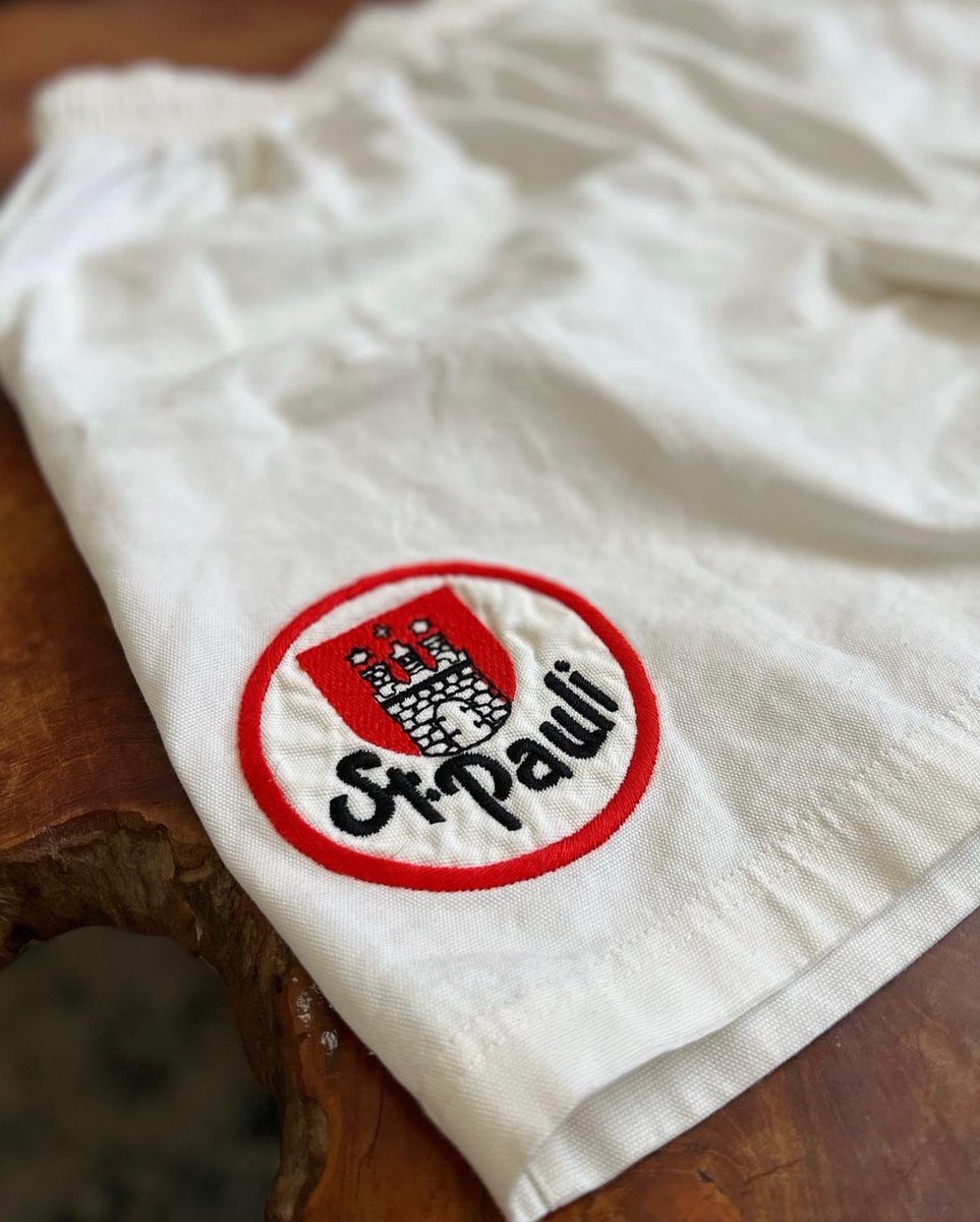 5. Some outrageous <a href="/fcstpauli_EN/">FC St. Pauli English</a> shorts from our friends at <a href="/SaturdaysFB/">saturdaysfootball</a>. Paging <a href="/jacksonirvine_/">Jackson Irvine</a>.