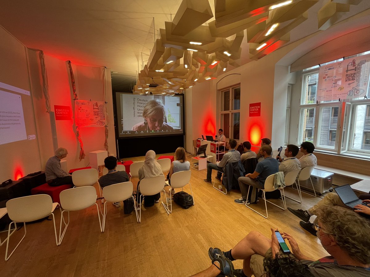 Dr Marjorie Berthomier giving the greetings for the <a href="/DFHUFA/">DFH-UFA</a> at #FIOT #FIOT5