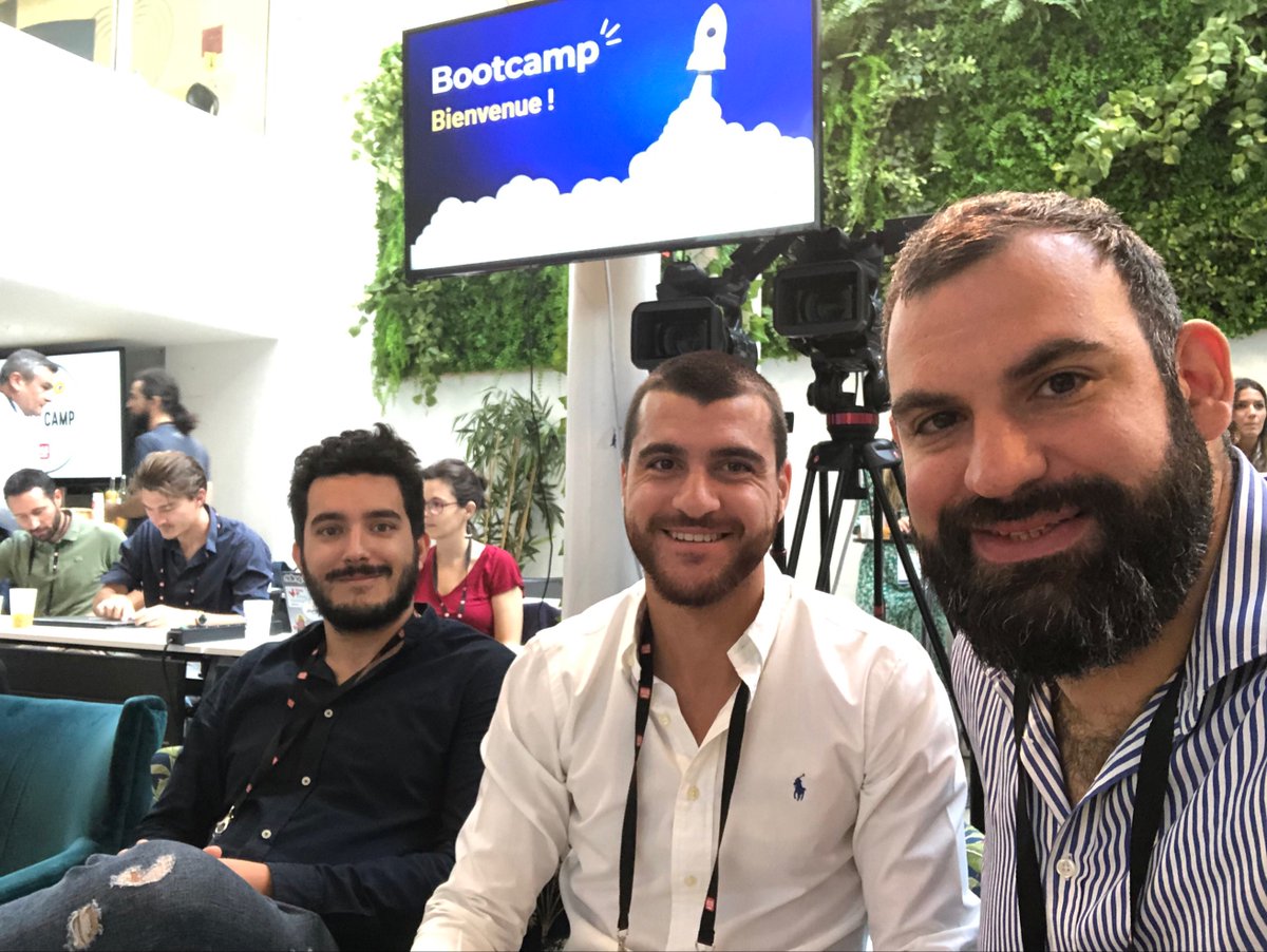 COGISNETWORKS's tweet photo. Le bootcamp du @GroupeLaPoste démarre ! 🔥

On est prêt ! Jour 1, dans les locaux @HUBInstitute

🥐 Accueil et découverte du lieu autour d’un petit déjeuner  
👨‍🏫 Premières sessions 
🍹 Cocktail dînatoire pour clôturer la journée 

#FrenchIoT #lauréat #santé #innovation #startup https://t.co/Xu17IhTWzl