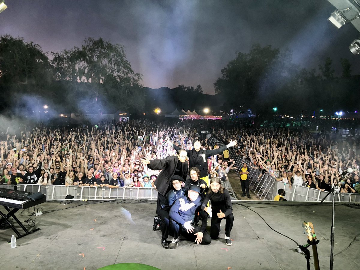 sparksofficial's tweet photo. What a beautiful finish to the #SparksTour2022, which started and ended in our hometown Los Angeles. THANK YOU!!

Thank you @aintnopicnic! ✨ https://t.co/YH18CQwEWn