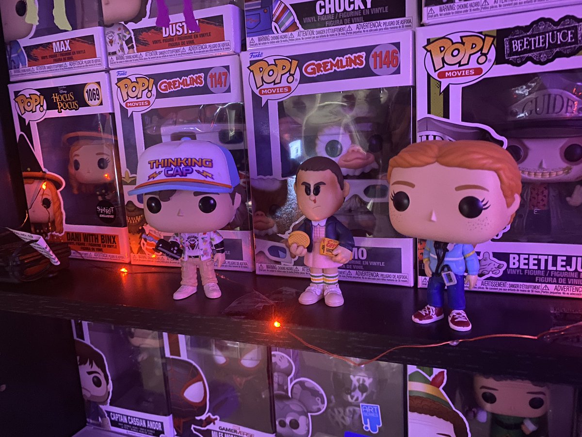 HasBeenGames's tweet photo. New additions to the wall #StrangerThings https://t.co/qxmuCCEUuB