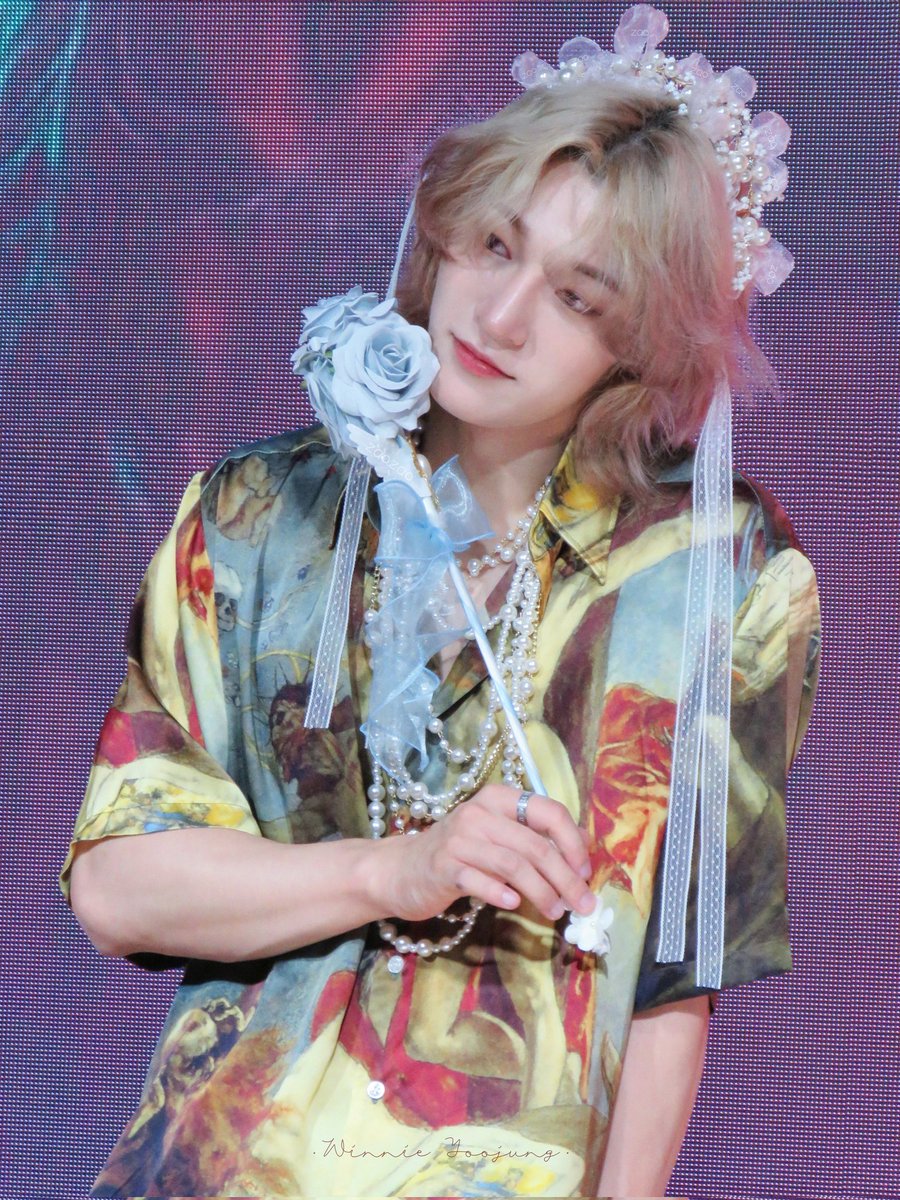 WinnieYoojung's tweet photo. 📷 HQ‖220828
😢so……！！！💗
·
#OnlyOneOf #온리원오브 
#JunJi #준지 
#undergrOund_idOl_3 #be_mine
@OnlyOneOfmember https://t.co/WhX4MBdO5v
