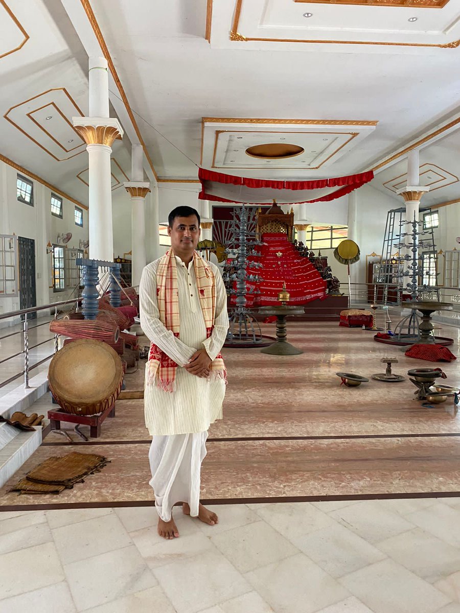 GaurabMahanta7's tweet photo. Feeling blessed at Bordowa Namghor, Assam ( India) https://t.co/RPA9vC0IE3