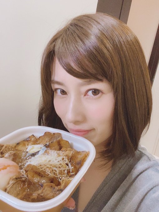 今日はお仕事だよ✨ https://t.co/qyFM1b8Ntq