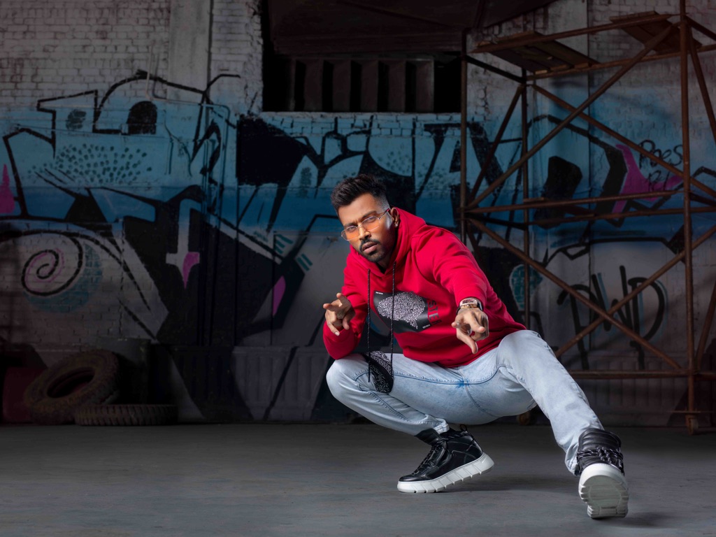 JigneshCPanchal's tweet photo. "India Won"
#HardikPandya #framingFrames
#INDvsPAK #NationalSportsDay #MondayMotivation #SinDenim #Printshoot https://t.co/S3O0KEMunF