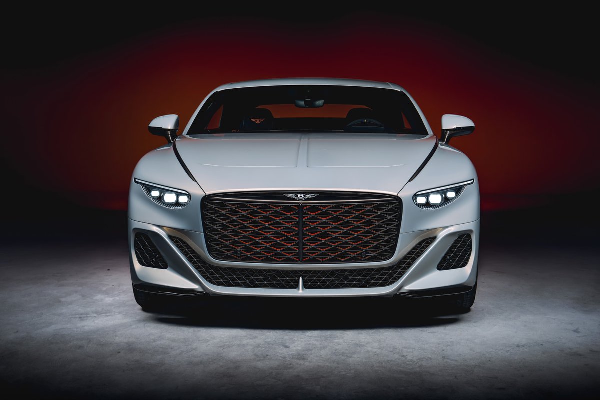 Automobiles Review tweet media
