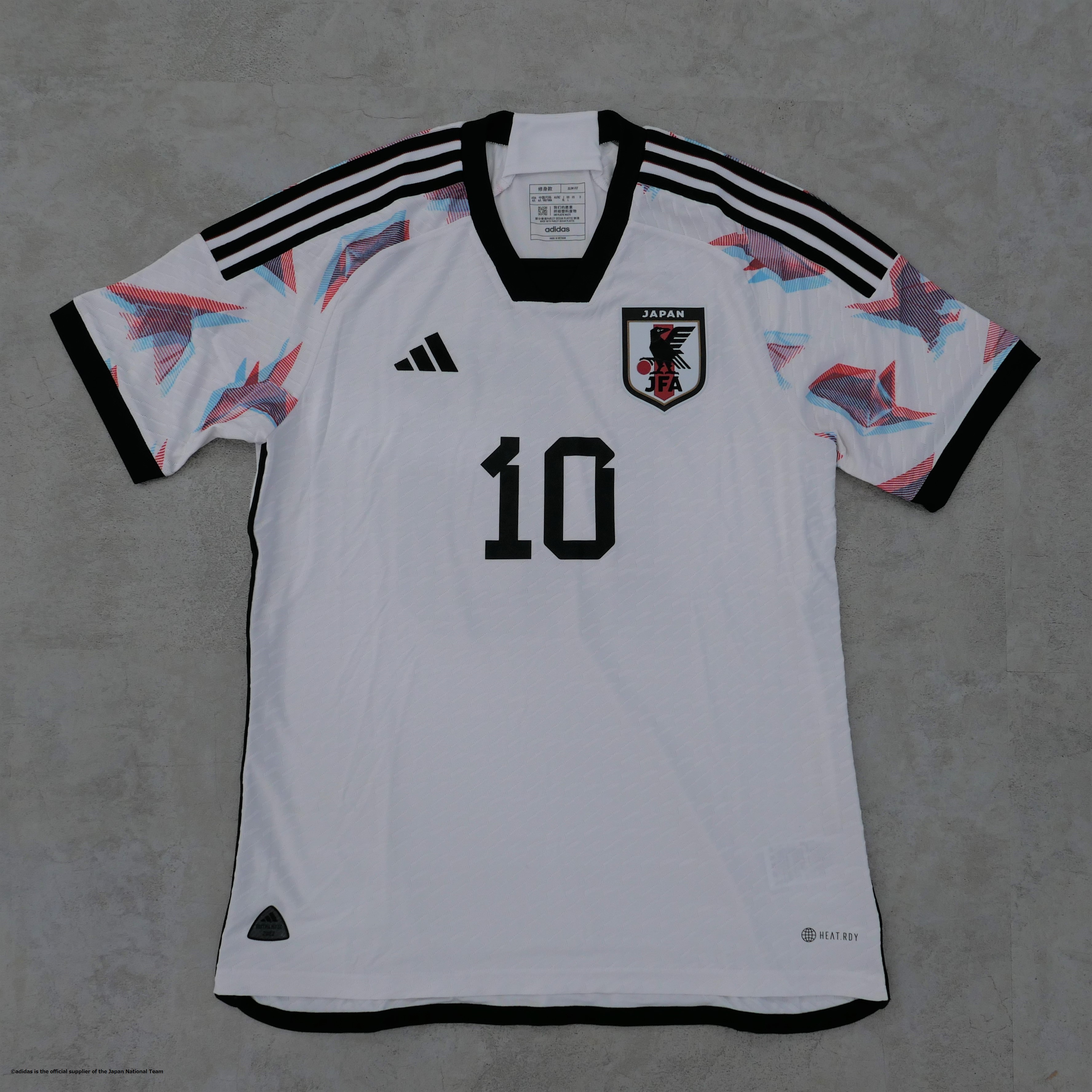 ともさん TomoSan（サッカーユニフォームの世界） on X: 