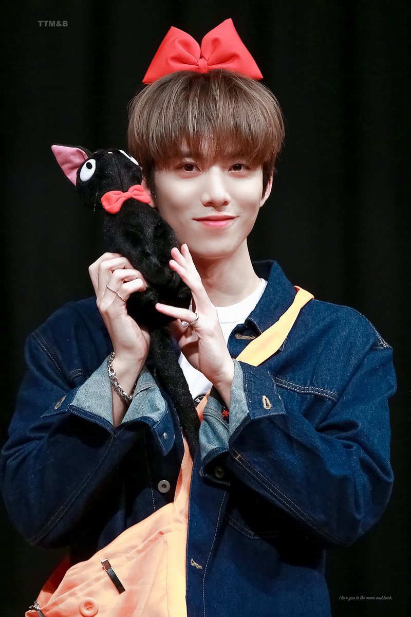 TTMAB9905's tweet photo. 220827  HQ

#SF9 #에스에프나인 #휘영 #HWIYOUNG https://t.co/nkMtZtAYqU