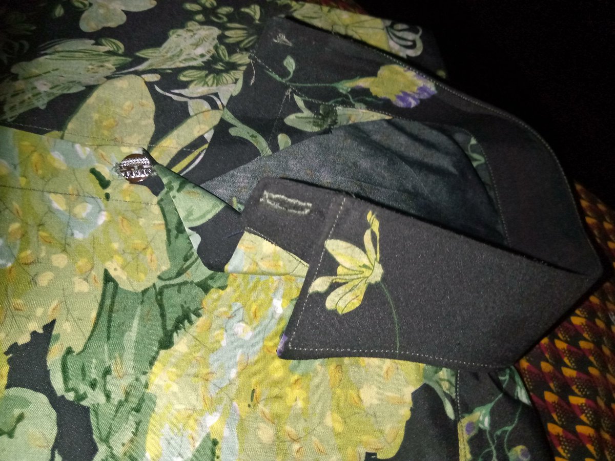 BayeroDavid's tweet image. Please patronise me... 💜