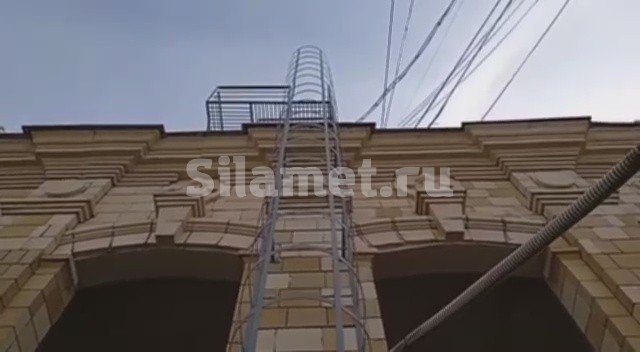 silamet_ru's tweet photo. Вертикальная лестница 11,3м

Изготовление и монтаж вертикальной пожарной лестницы П1-2 высотой 11,3м с площадкой выхода на кровлю, согласно ГОСТ Р 53254-2009. Покрытие - эмаль ПФ115 по грунту ГФ021.

Отправить заявку на нашем сайте… https://t.co/RxIIEbFUhb https://t.co/Rrq7OmHQ8G