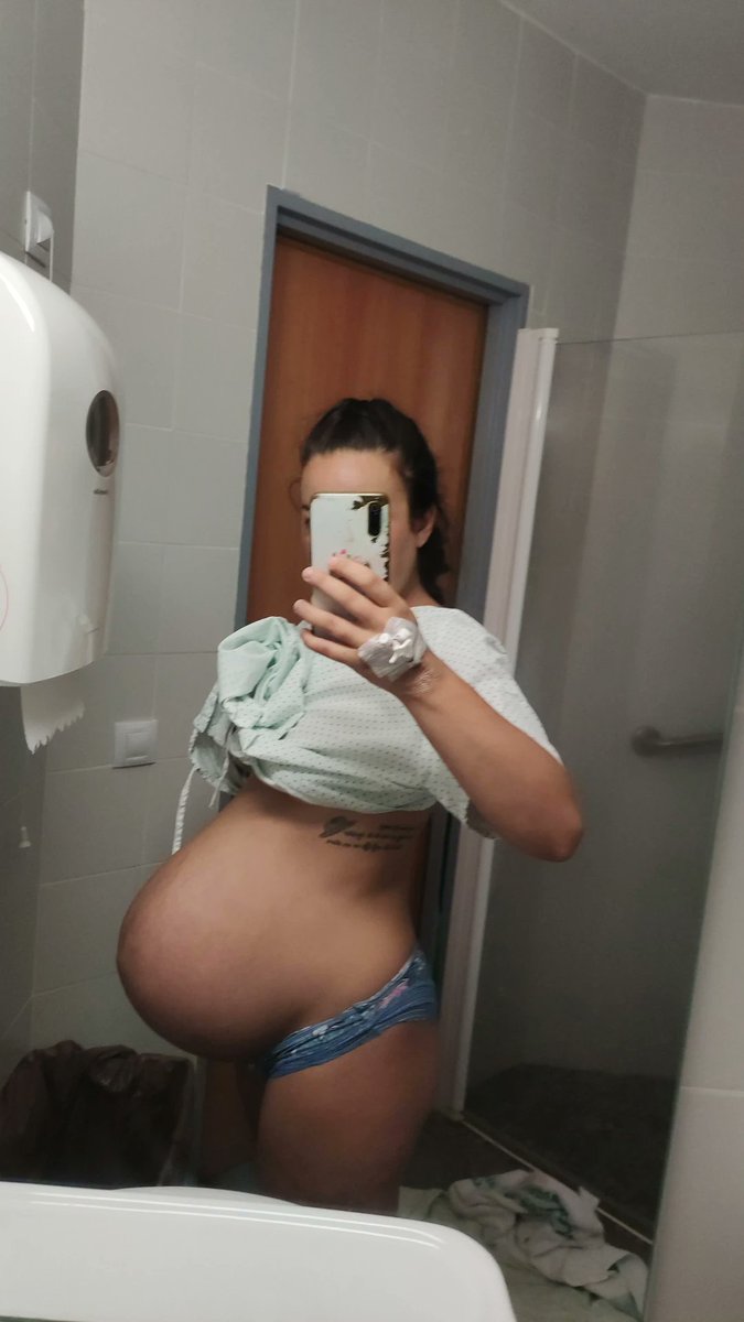 Moza 🪒 tweet media