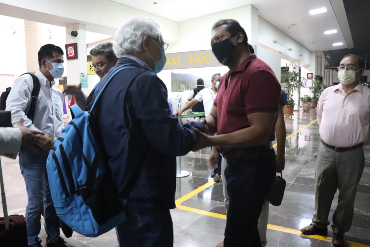 Ramon_Jimenez_L's tweet photo. De nuevo en Campeche, fui recibido por los directores del estado. Mañana represetaré a Leticia Ramírez, Secretaria de Educación Pública en la inauguración del ciclo escolar. También visitaré los Campus Lerma, Campeche y Chiná dónde tendré actividades con la #ComunidadTecNM #TecMN https://t.co/oa20JSSyn9