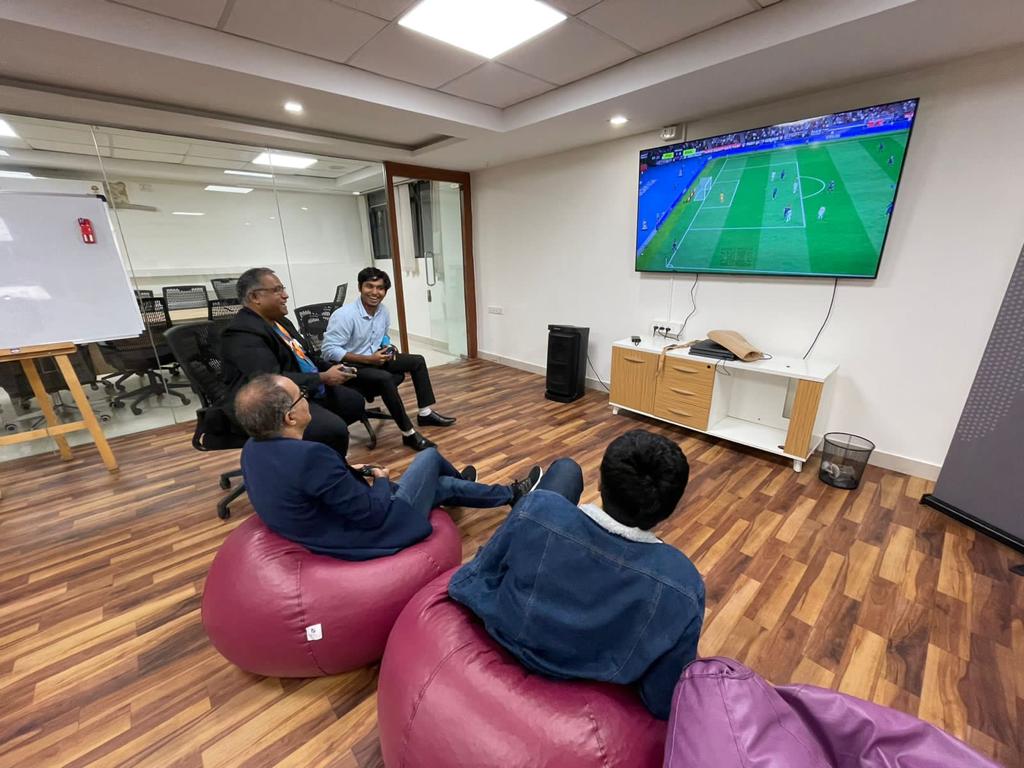 Next Stop: Chennai 🔥
Open community meetup: 2 September 2022 [Link to register in trail]

Founder/Investor meetup: 3 September 2022 [All Insider Circle members get direct access. For more details, reach out to <a href="/hpragdish/">Hari Pragdish</a>]

#saas #community #network #founder #investor