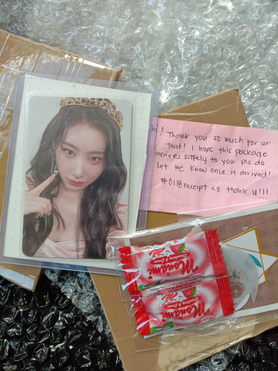 LOVINGSUNGCHAN's tweet photo. — #linyamomints 

Hello po! Chaeryeong Poke Cheeks arrived to me safely ! Really really loved the packaging 😭 super duper secured BWHAHAHAHAHAHA loved the freebies also^^ till our next transaction po 🥰 tysm ! 

@0118cart #0118receipt https://t.co/1djVyytA2y